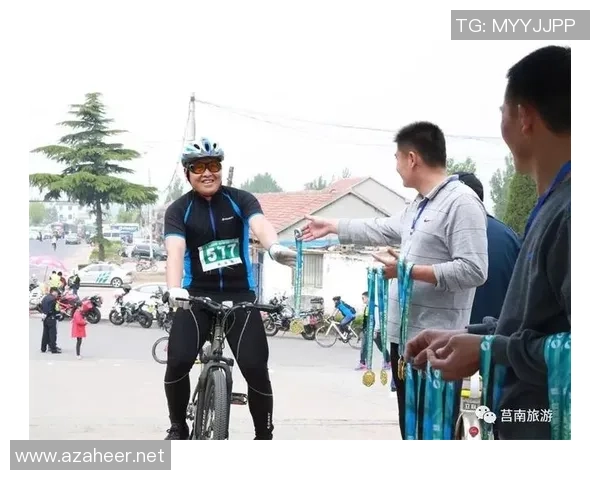 重庆足球队的耐力揭秘：从训练到比赛的全景探索与分析